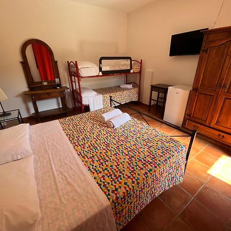 Agriturismo Le Folaghe テッラチーナ エクステリア 写真